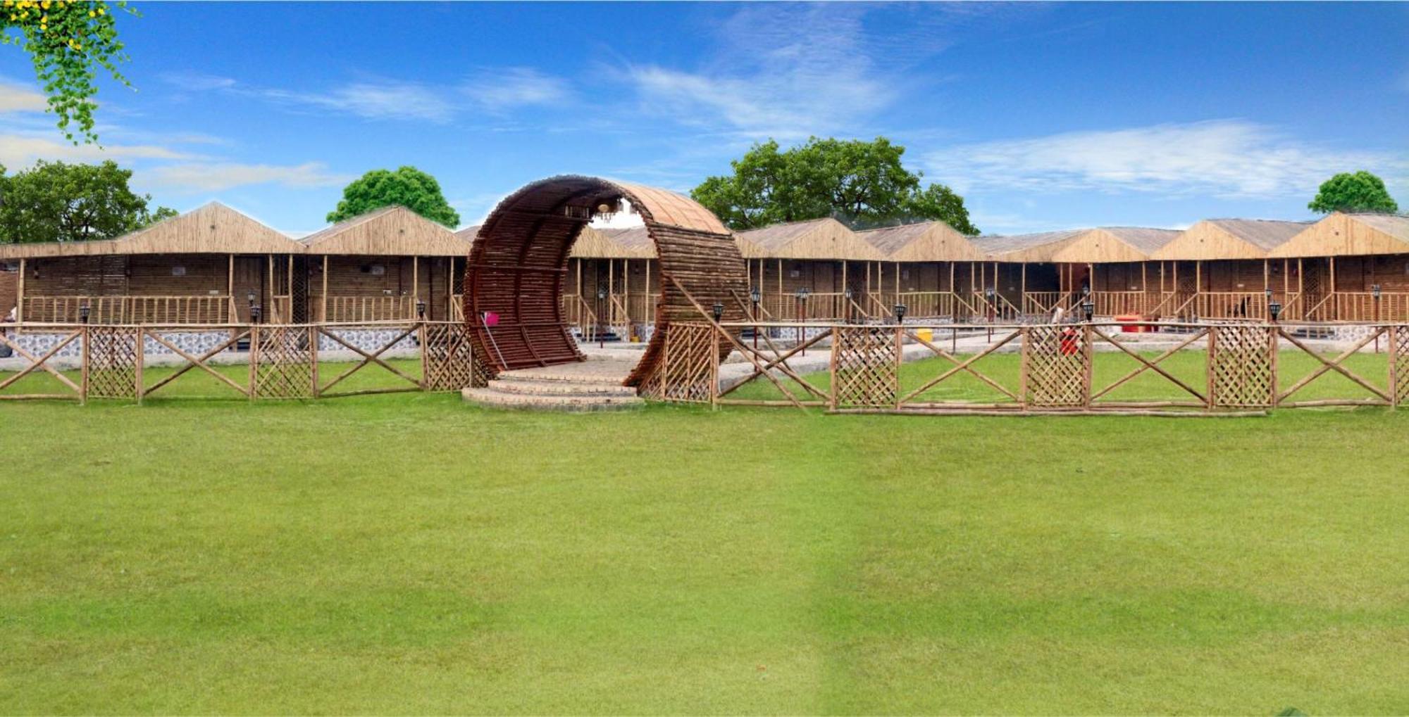 Vrindāvan Gopika Resort מראה חיצוני תמונה